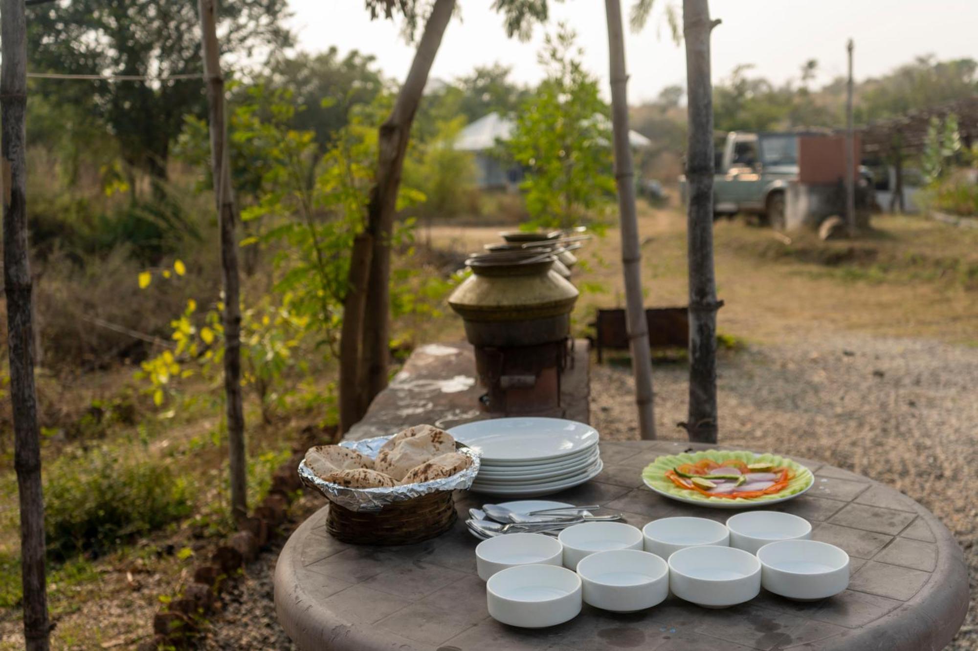 Dera Baghdarrah Nature Retreat Udaipur Eksteriør bilde